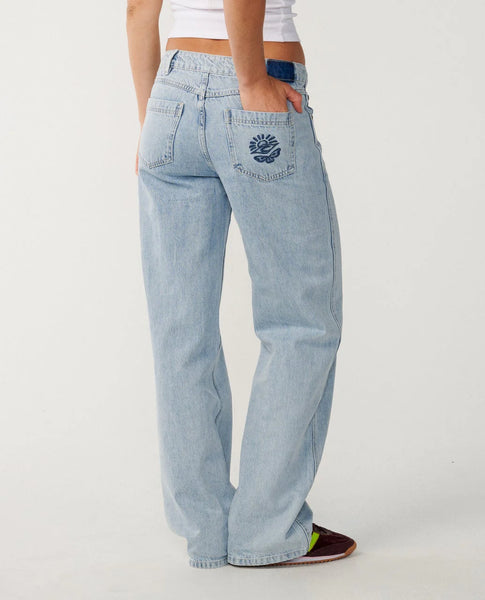 RIP CURL AGGIE RELAXED JEANS - VINTAGE BLUE